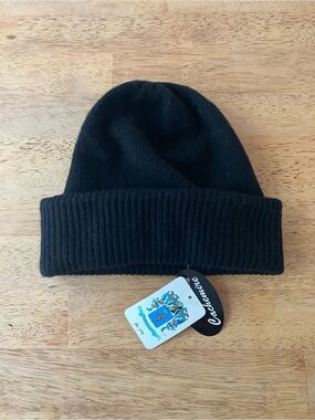Portolano Black Cuffed Knit Beanie